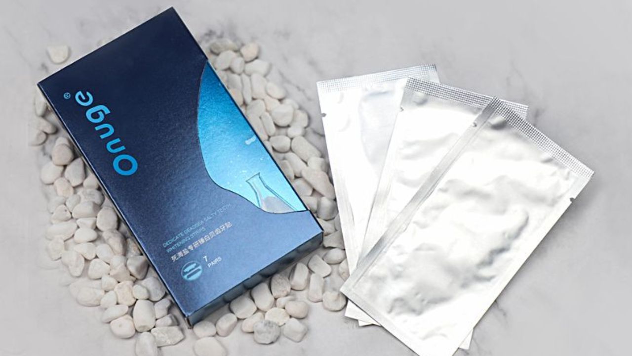 Dead Sea Salt Whitening Strips: Organic Products for Healthy Glowing Teeth