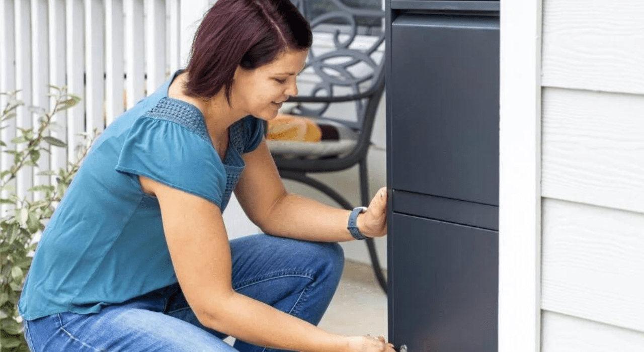 What Advantages Do Secure Package Delivery Boxes Offer?